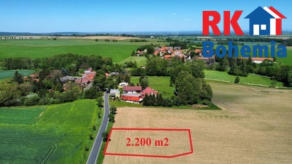 Prodej pozemku 2.200 m2 pro výstavbu rodinného domu v Horních Jelčanech, části obce Bečváry